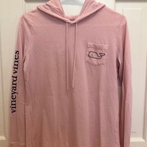 Vineyard Vines hooded long sleeve shirt